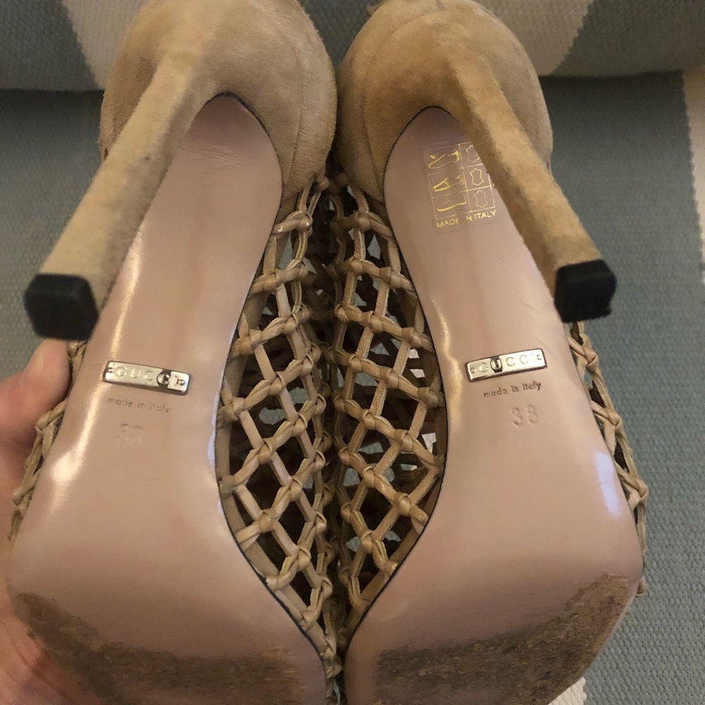 Gucci peep toe suede heeled booties - Picture 8 of 8